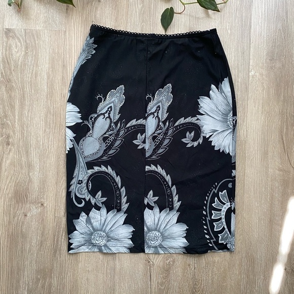 Vintage y2k Black Floral Sparky Print Mesh Knee Length Skirt Scalloped Hem - Picture 7 of 8
